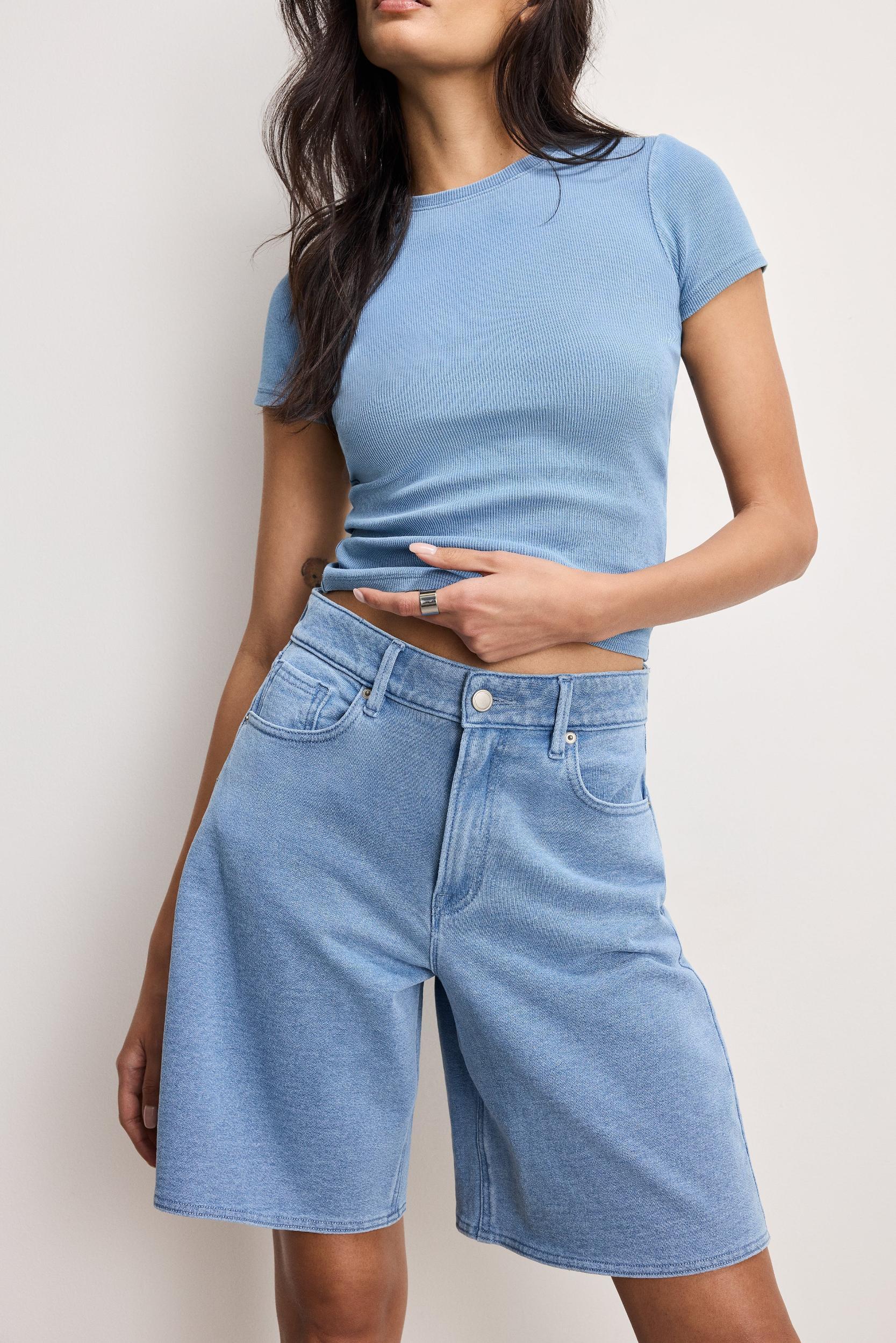 JEANIUS GOOD EASE BERMUDA SHORTS | INDIGO586 Product Image