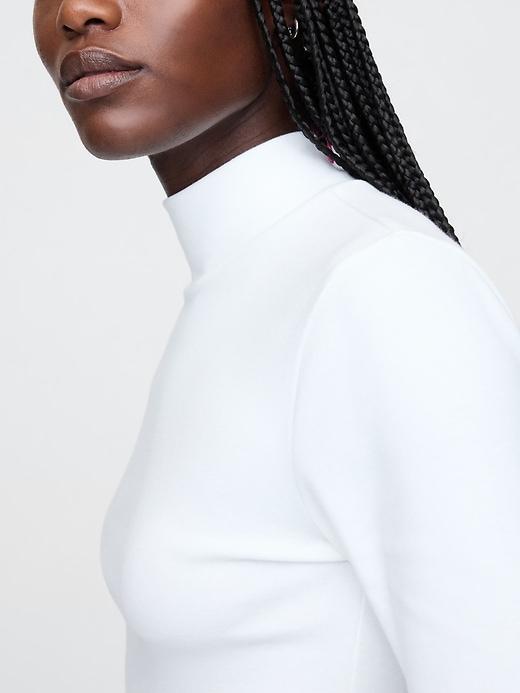 Modern Cropped Mockneck Shirt Product Image