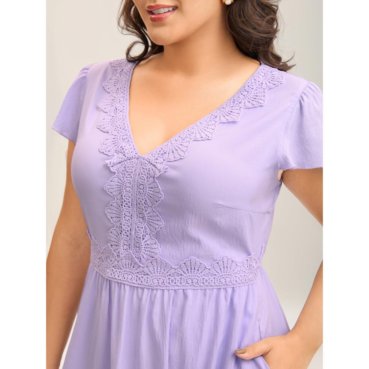 Plus Size Lace Trim Flutter Sleeve Midi Dress Lavender Women V-neck Cap Sleeve Curvy BloomChic 10/M Product Image
