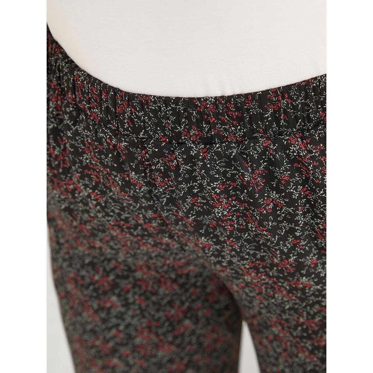 Plus Size Ditsy Floral Pocket Elastic Waist Pants Women Black Elegant Mid Rise Dailywear Pants BloomChic 12/L Product Image