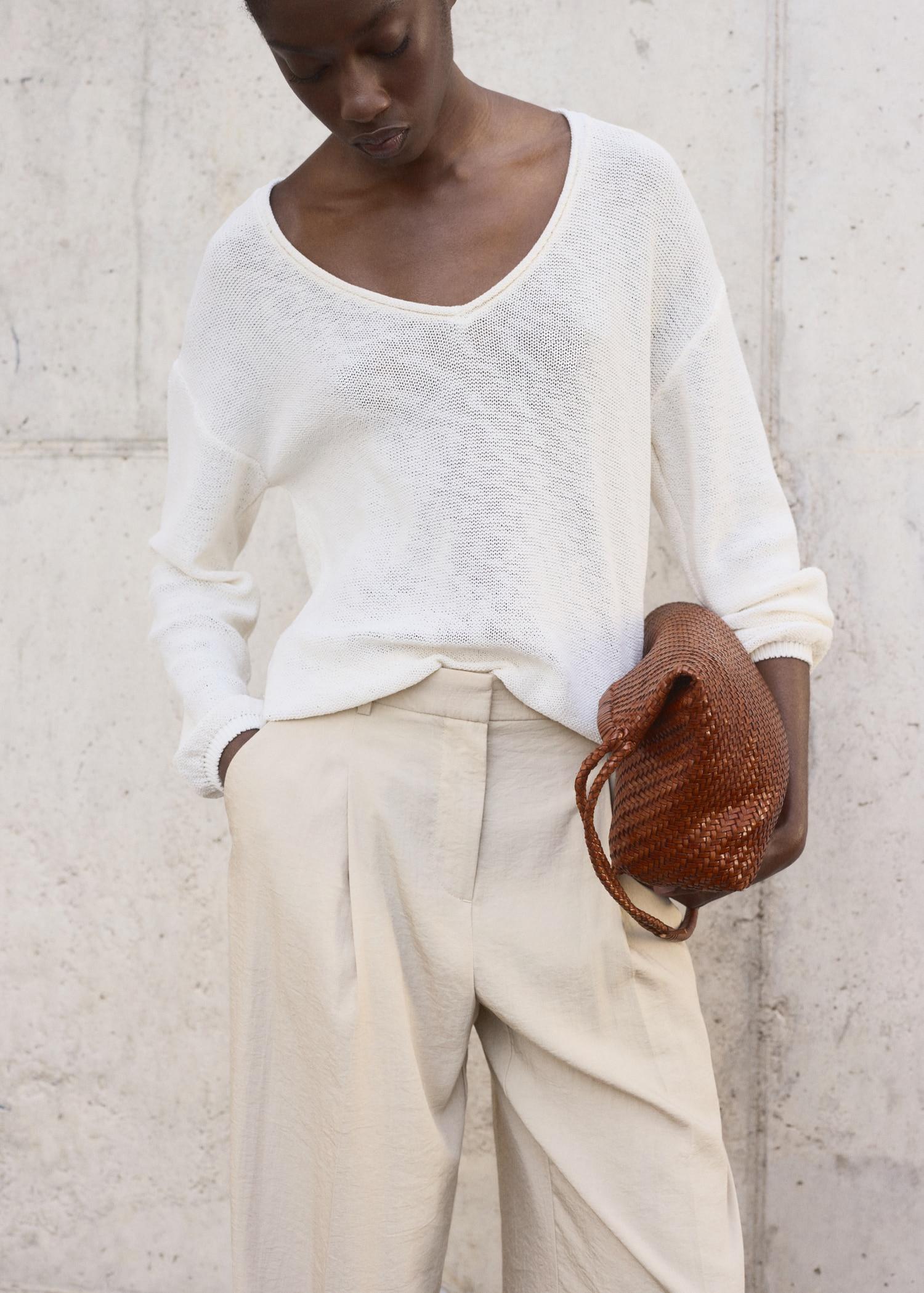 Wide-leg pleated pants - Women | MANGO USA Product Image