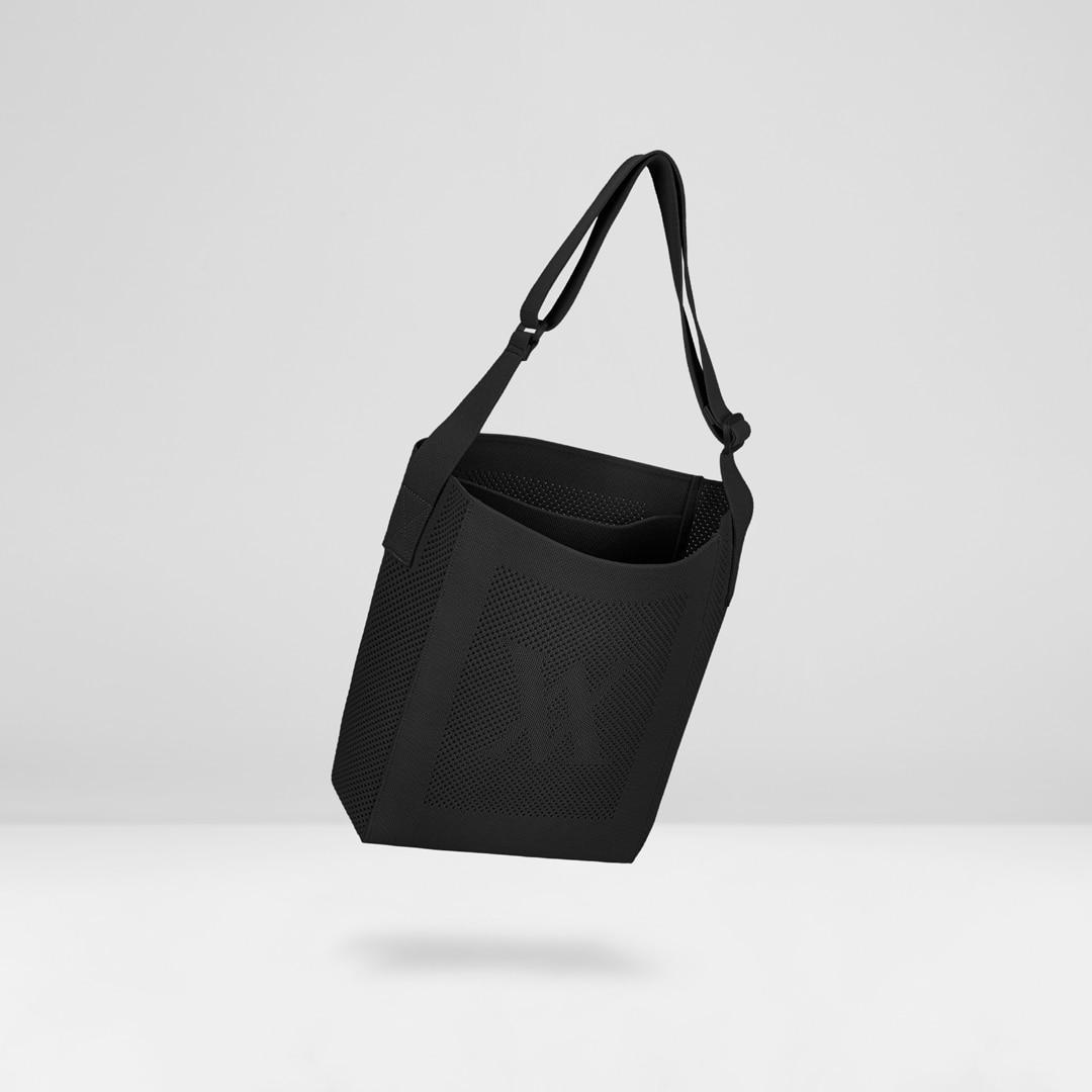 The Casual Messenger (Harper) Product Image