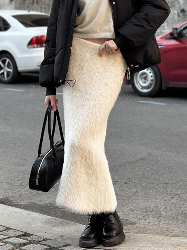 Knitted Wool Maxi Skirt Product Image
