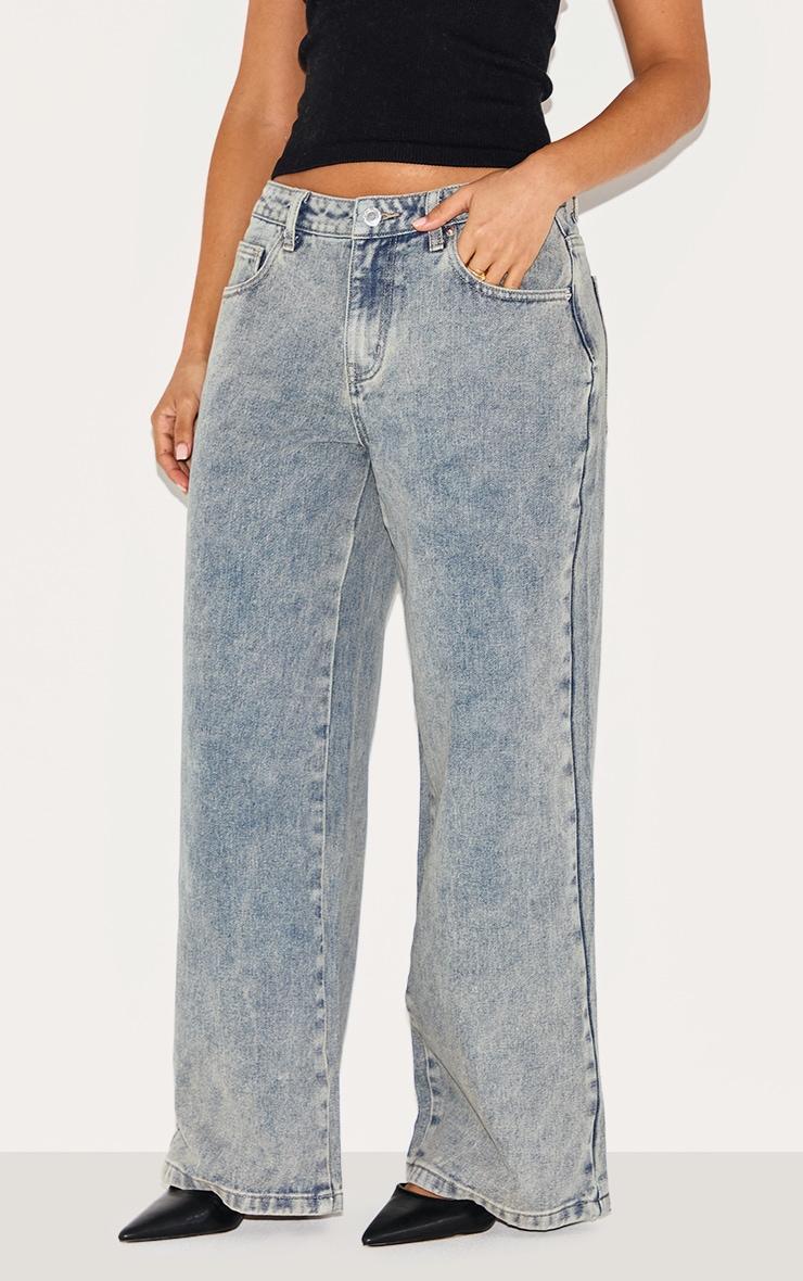 Petite Vintage Wash Washed Low Rise Boyfriend Jeans Product Image