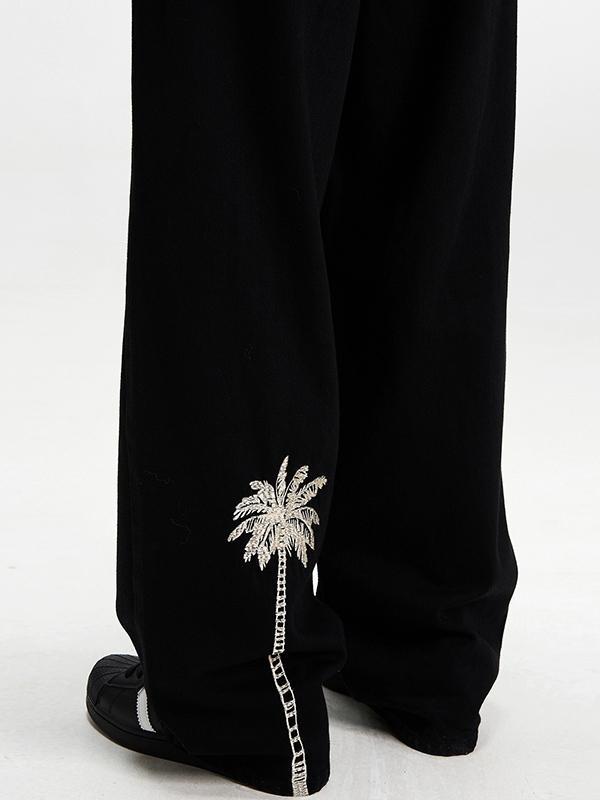Vintage Embroidery Boyfriend Jeans Product Image