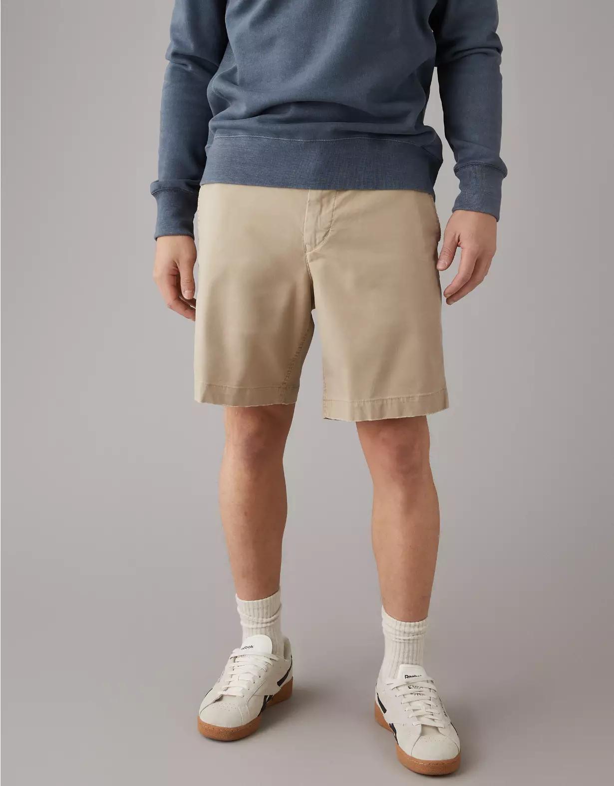AE 9" Flex Weekend Khaki Short Product Image