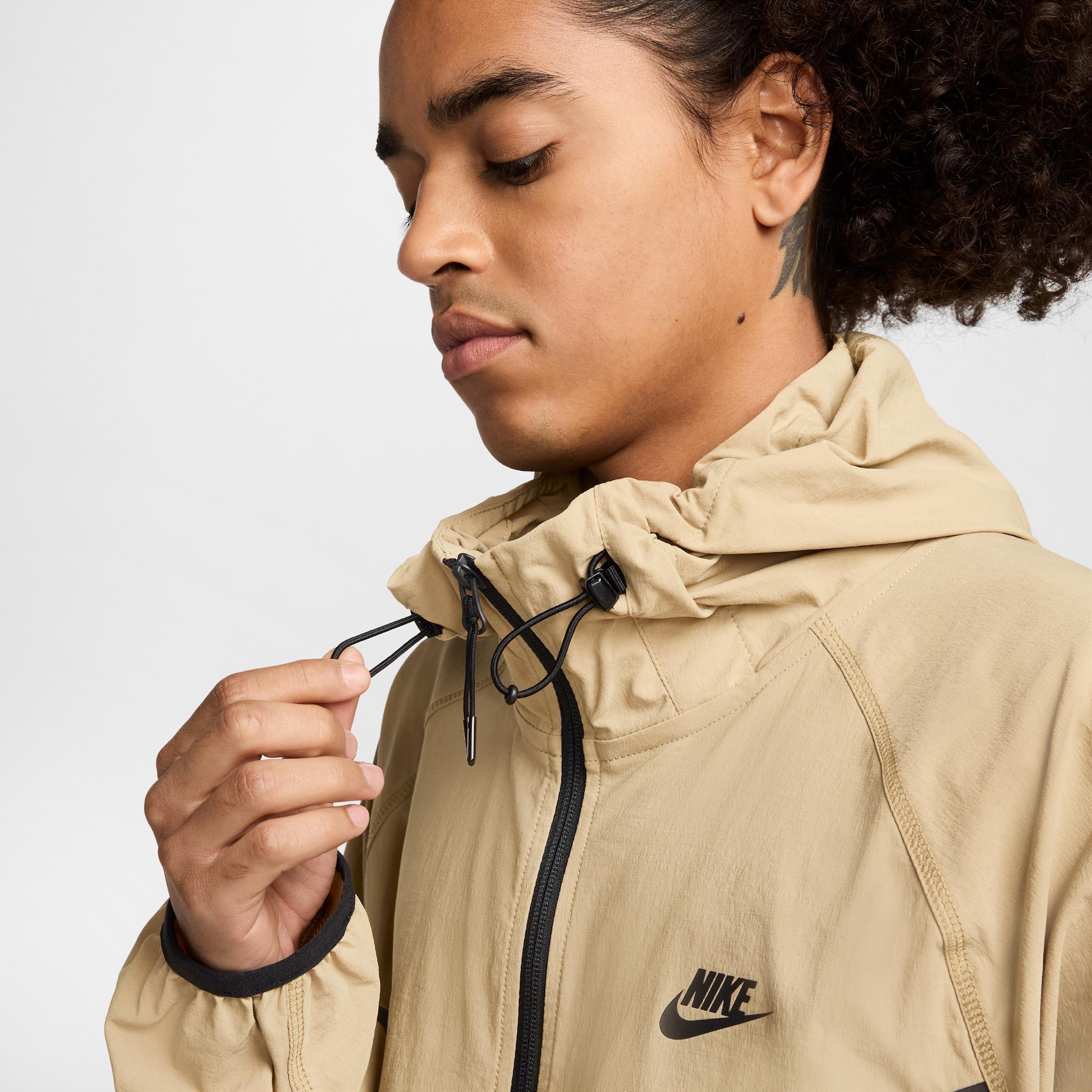 Nike Men's Tech Woven Jacket Product Image