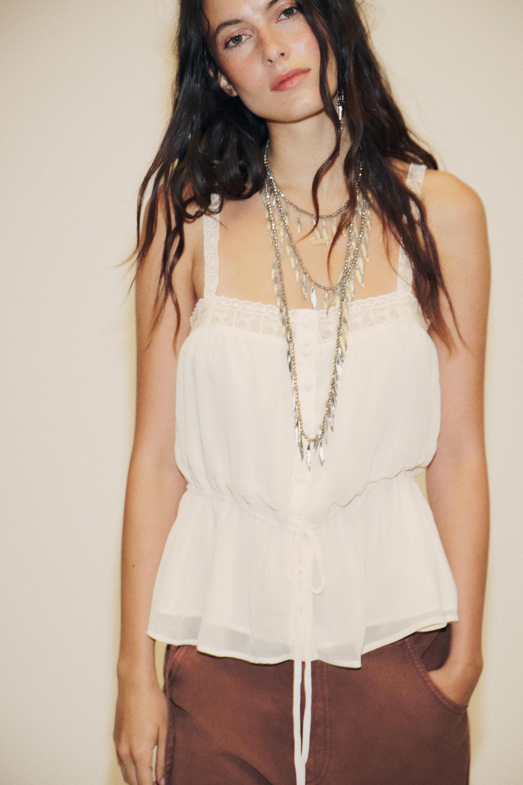 GEORGETTE LACE TOP Product Image