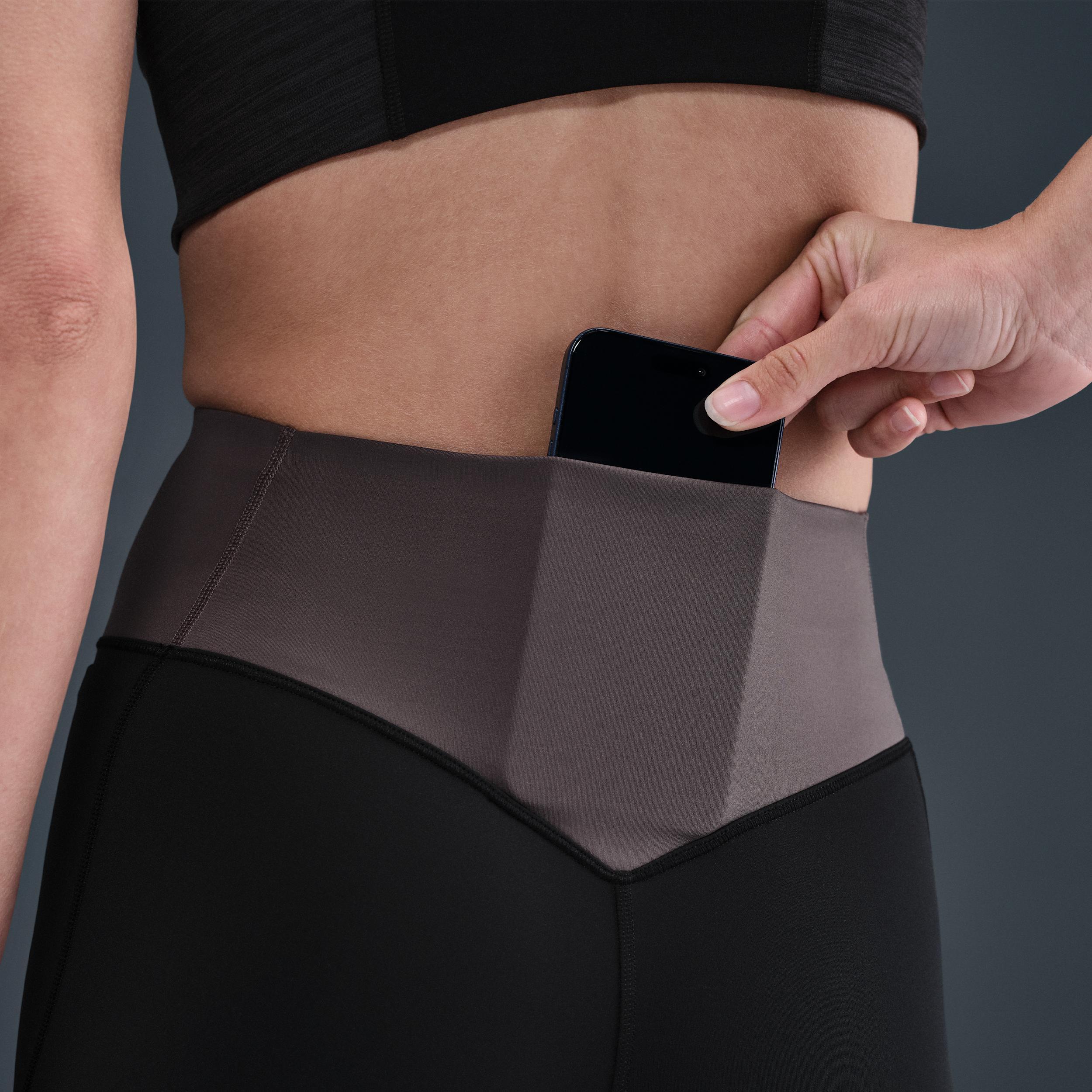 Nike Universa Women's High-Waisted 7/8 Leggings with No Front Seam Product Image