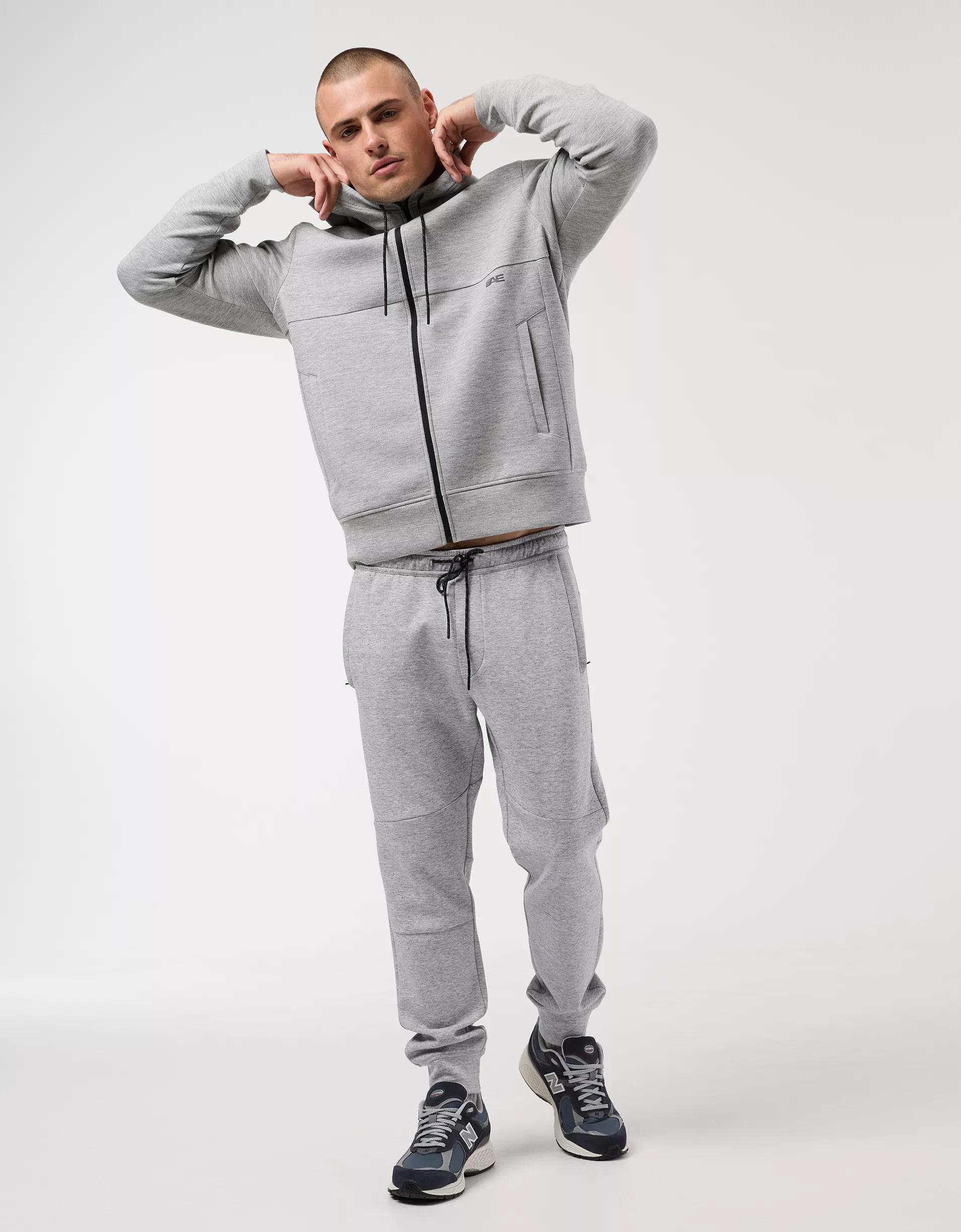 AE 24/7 Jogger Product Image