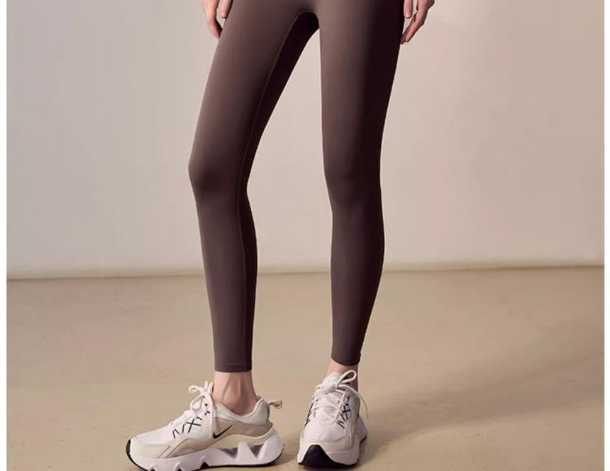 Plain Twist Back Yoga Pants Product Image