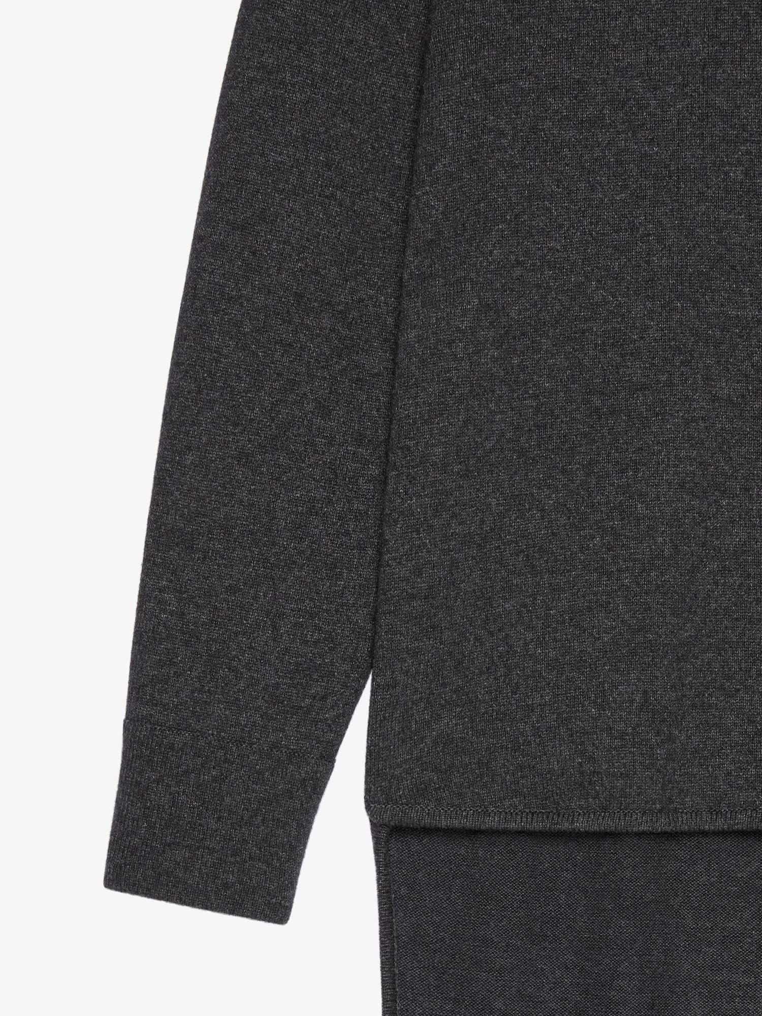 Sweater in cashmere with train Product Image