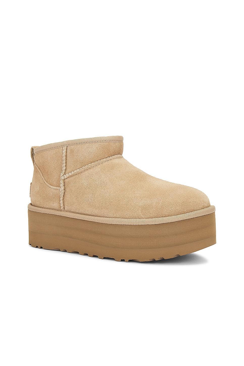 Classic Ultra Mini Platform Boot Product Image
