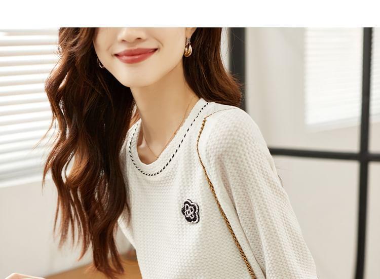 Long-Sleeve Crewneck Floral Patch Knit Top Product Image