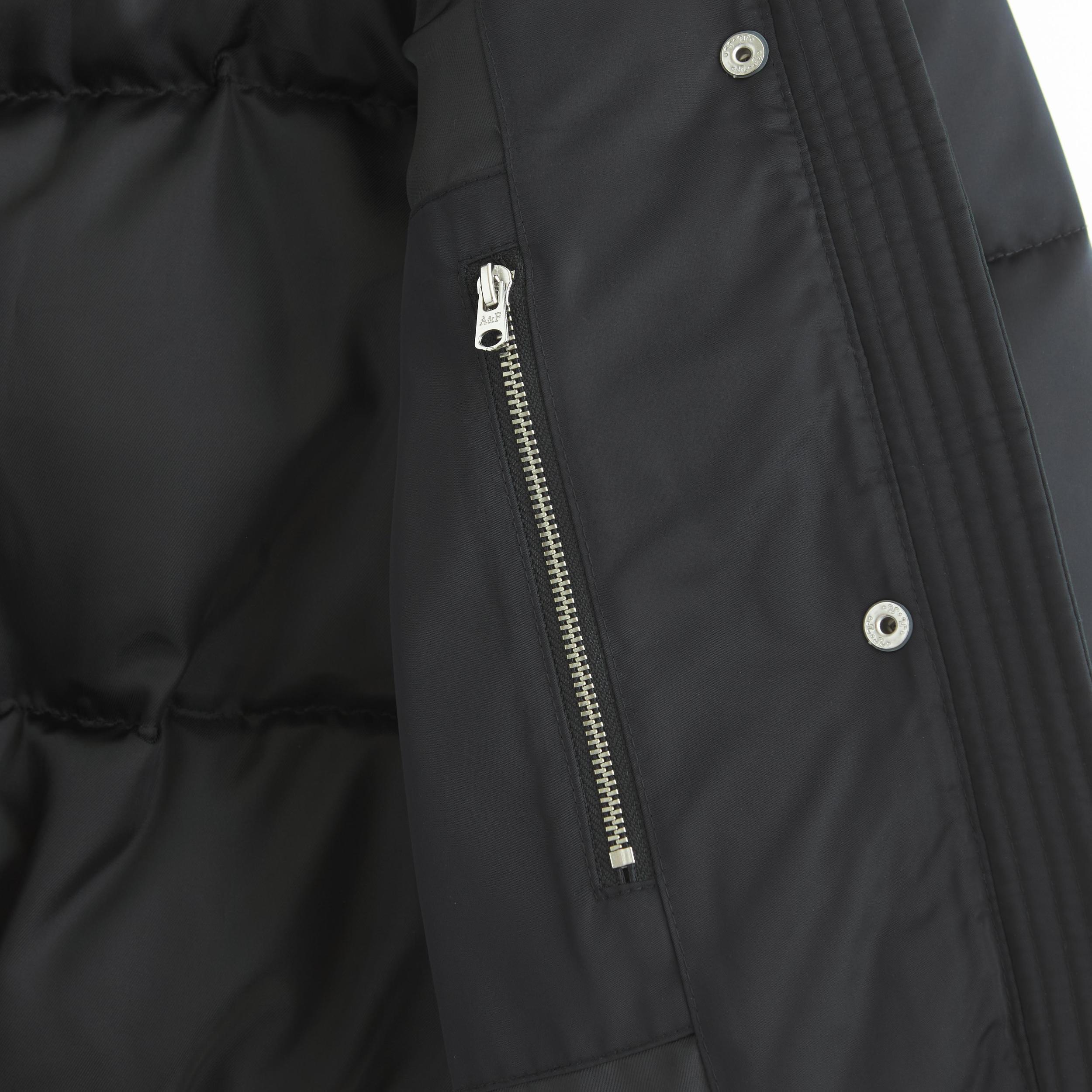 Cropped Velvet Puffer Coat Product Image