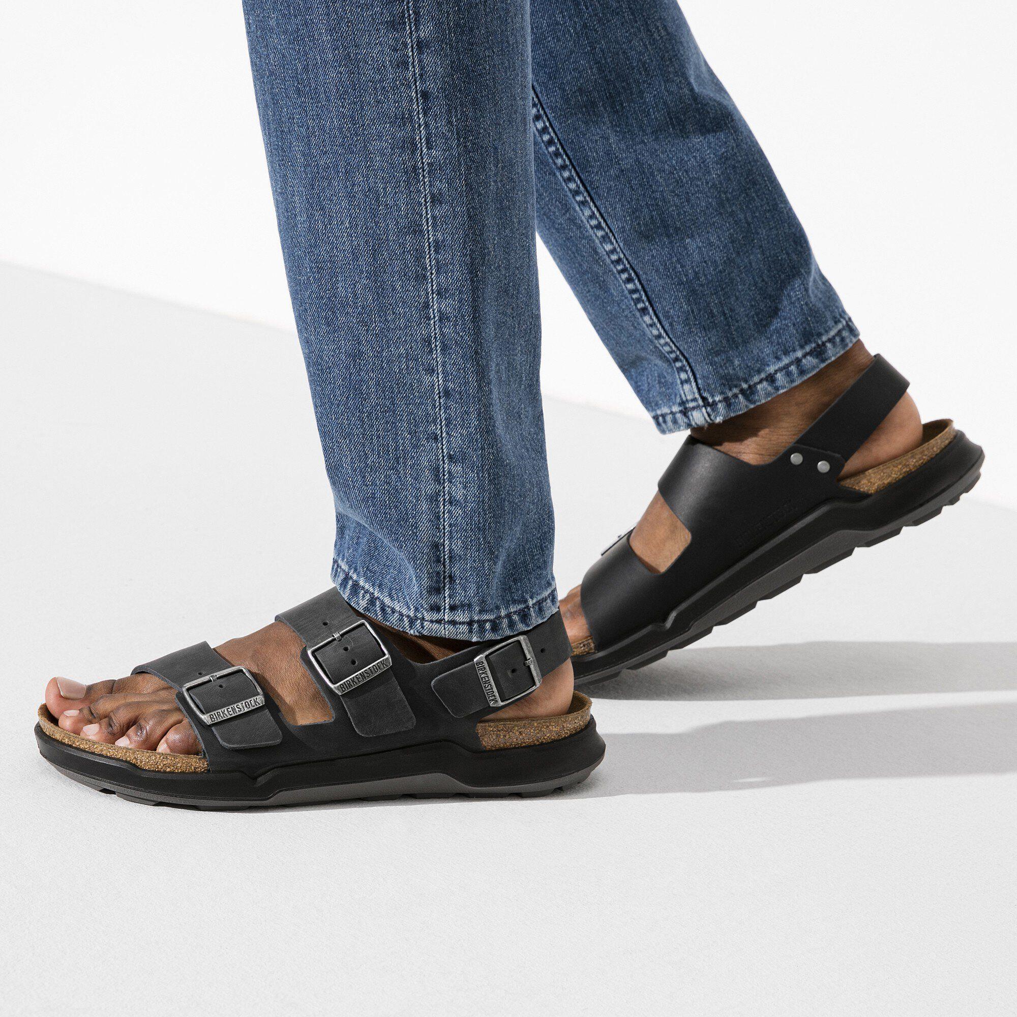 Milano Crosstown Men Waxy Leather Product Image