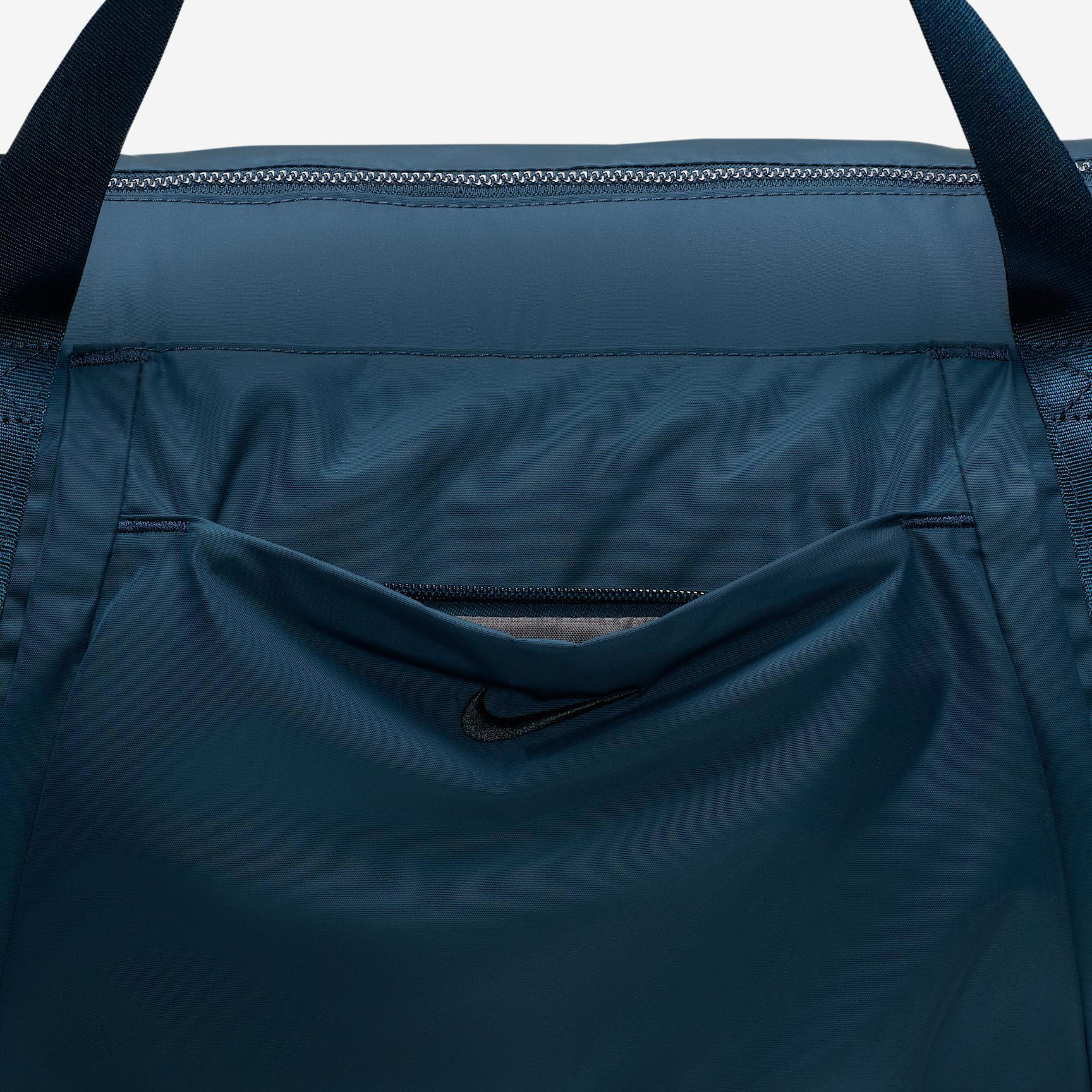 Nike One Duffel Bag (35L) Product Image