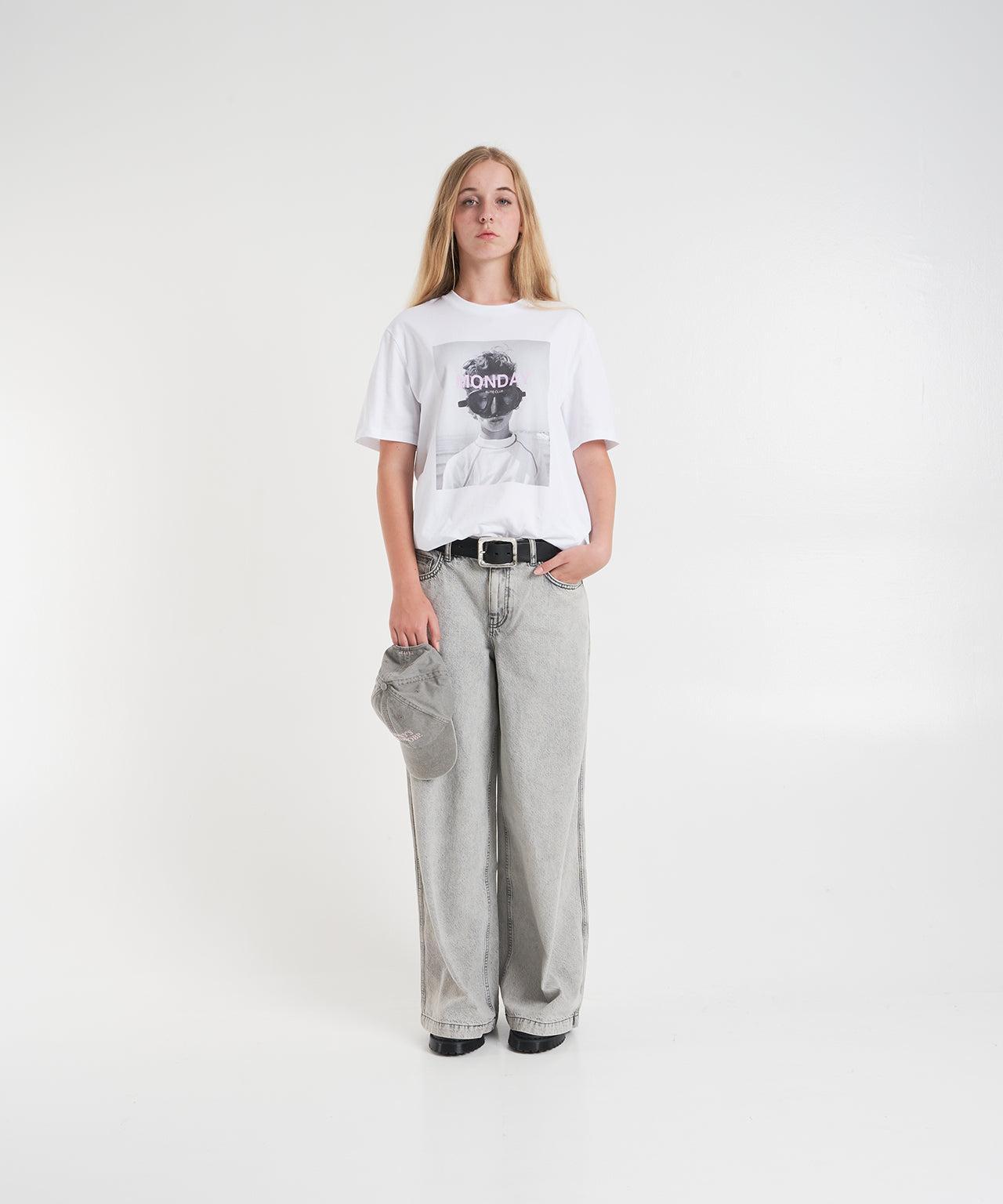 T-shirt 'Monday' Product Image
