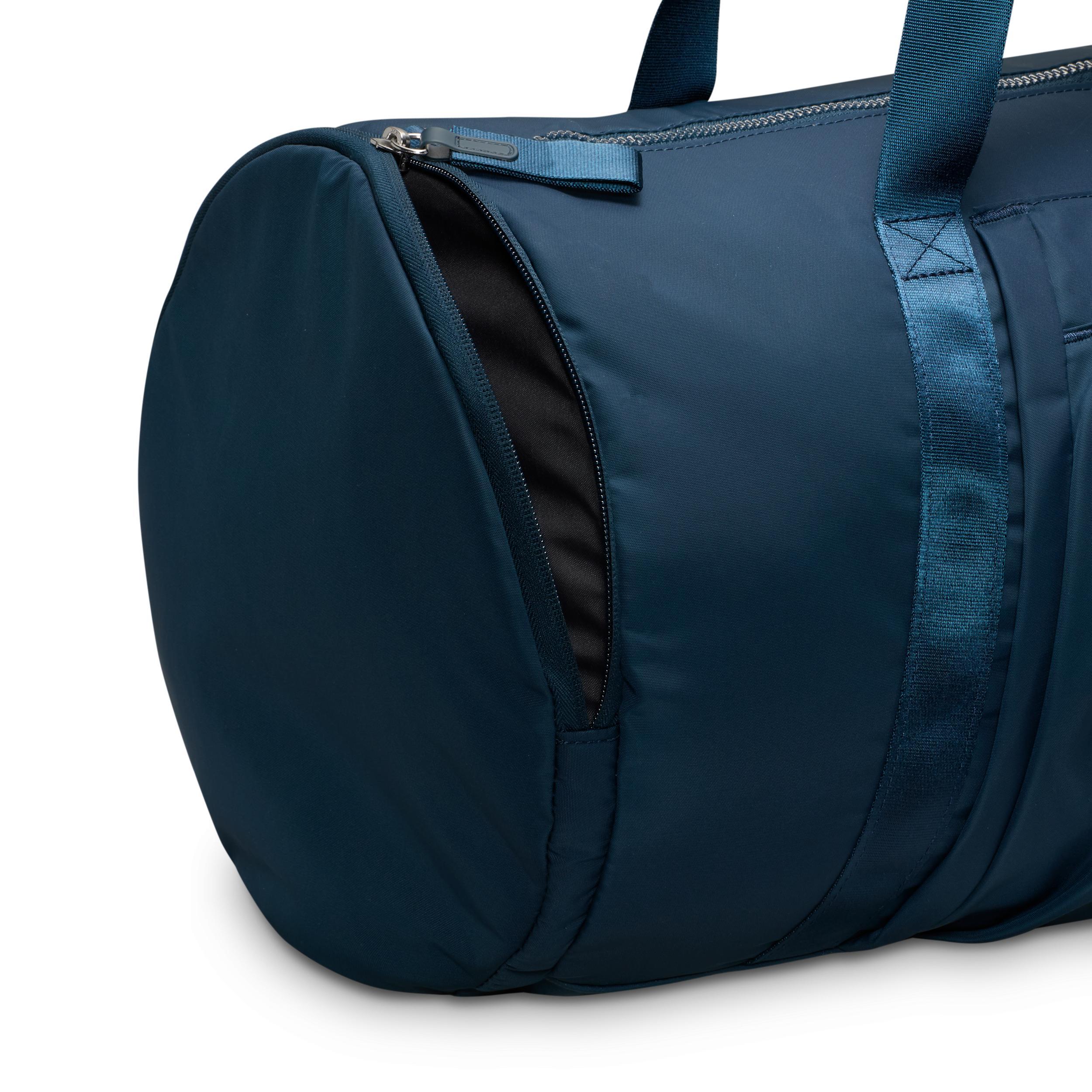 Nike One Duffel Bag (35L) Product Image