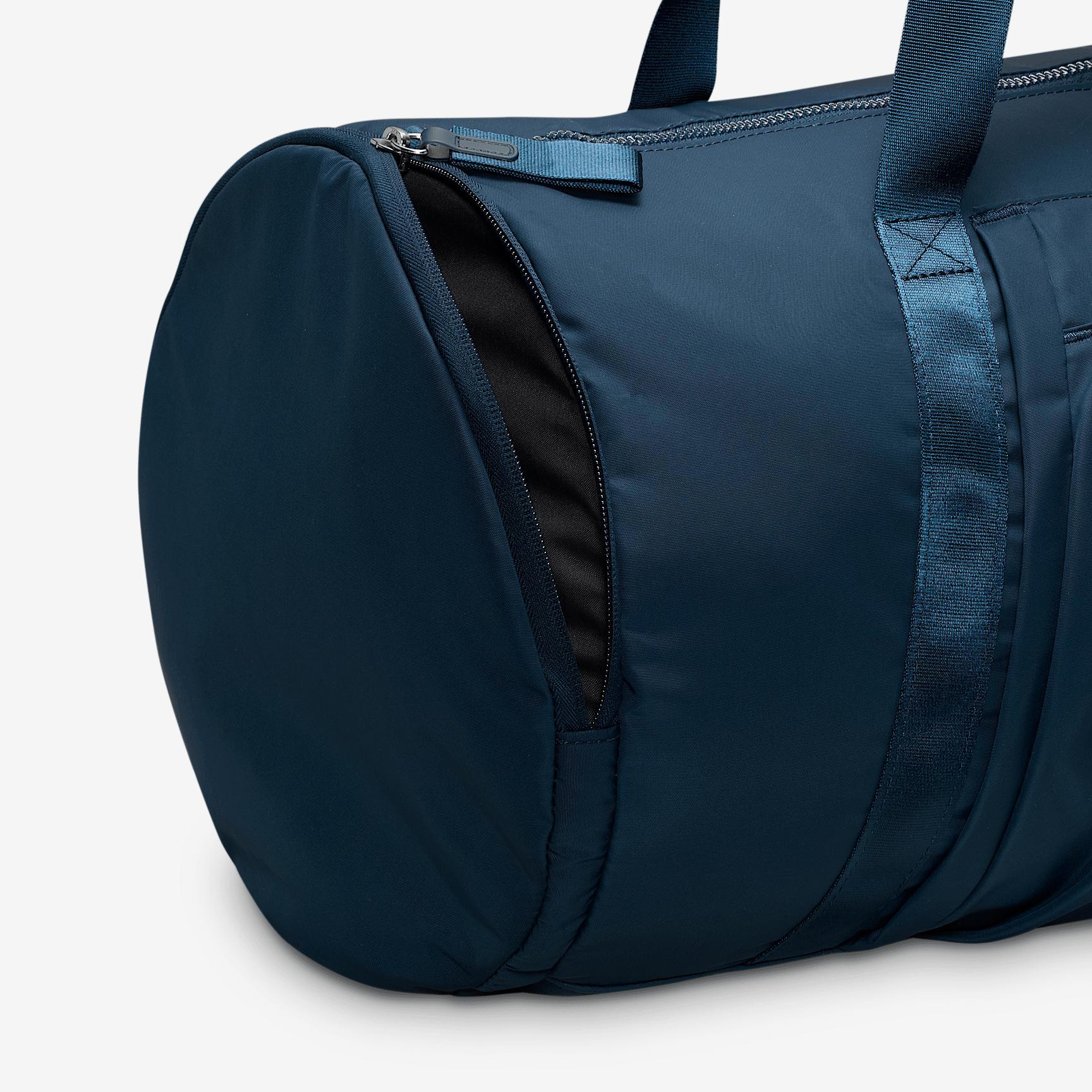 Nike One Duffel Bag (35L) Product Image