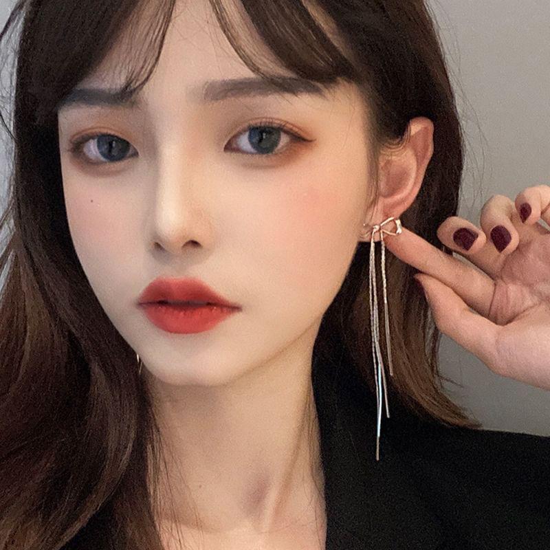 Bow Chain Drop Earrings Product Image