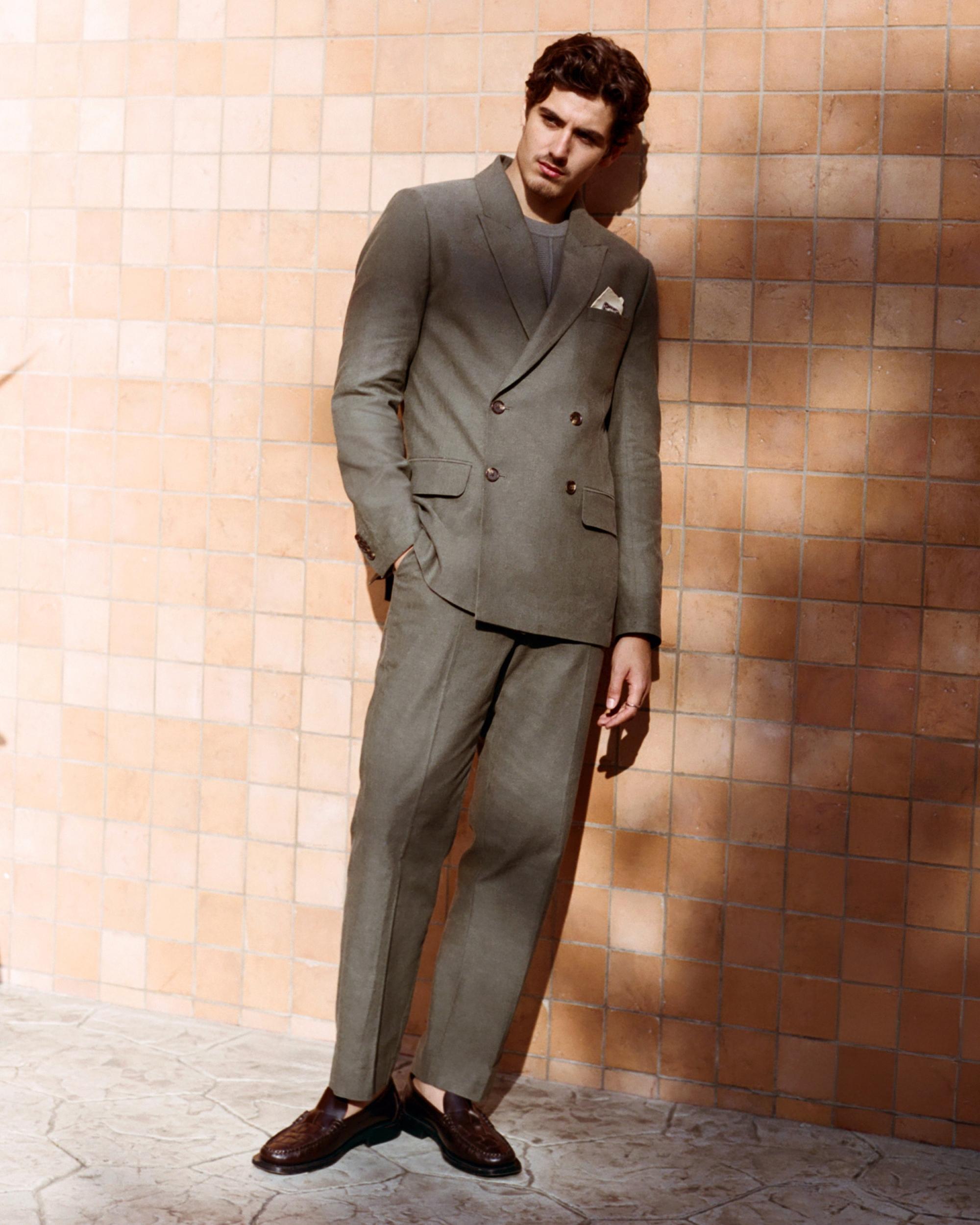 The A&F Collins Tailored Double-Breasted Blazer Product Image