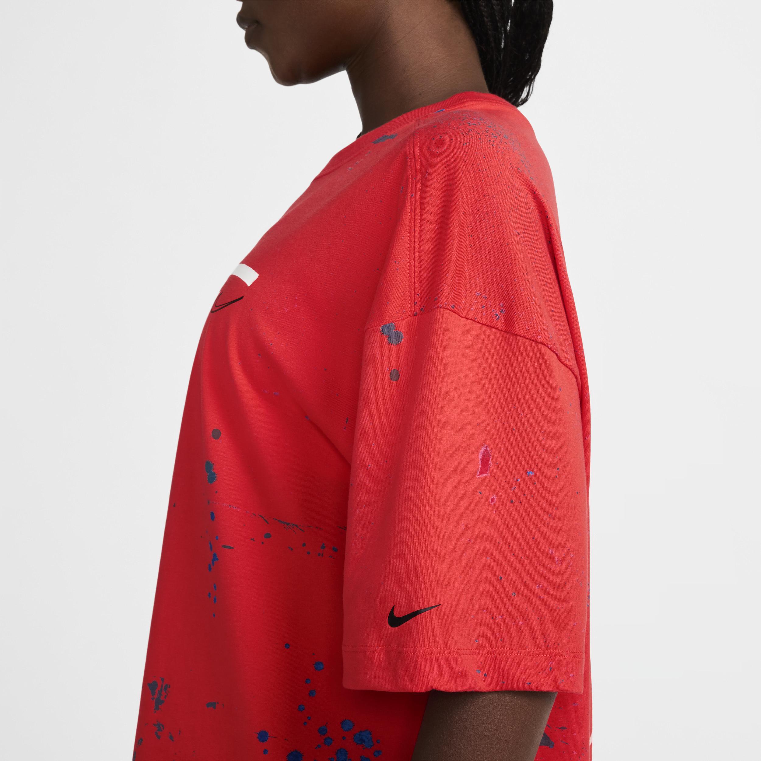 Nike Sportswear Breaking Women's Oversized Short-Sleeve T-Shirt Product Image