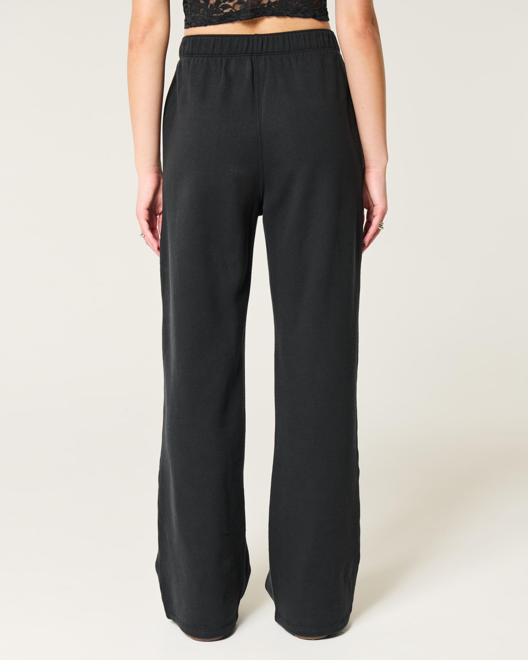 Bow Graphic Wide-Leg Sweatpants Product Image