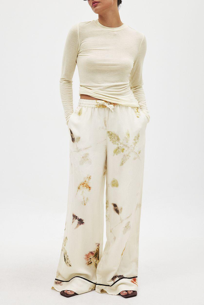 Viscose Wide Mid Waist Trousers Product Image