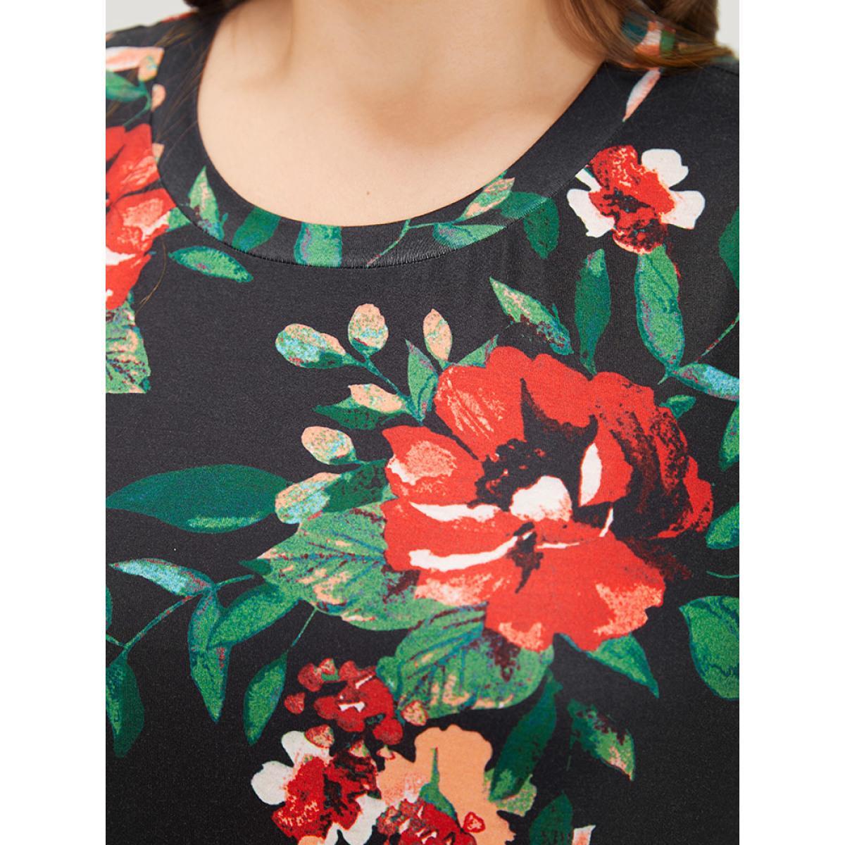 Plus Size Floral Print Pocket Midi Dress Black Women Casual Pocket Round Neck Short sleeve Curvy Midi Dress BloomChic 12/L Product Image