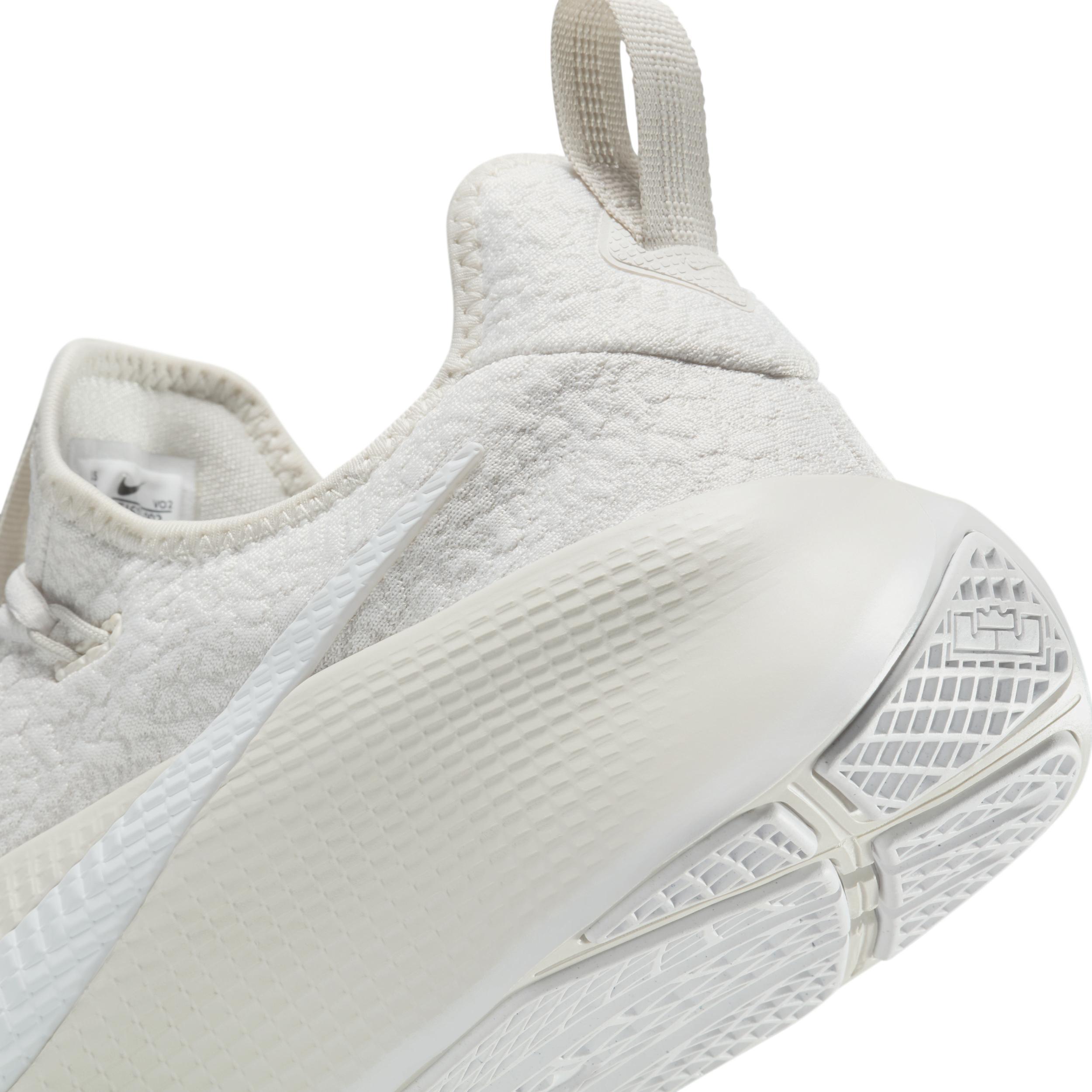 LeBron TR 1 Men's Workout Shoes Product Image