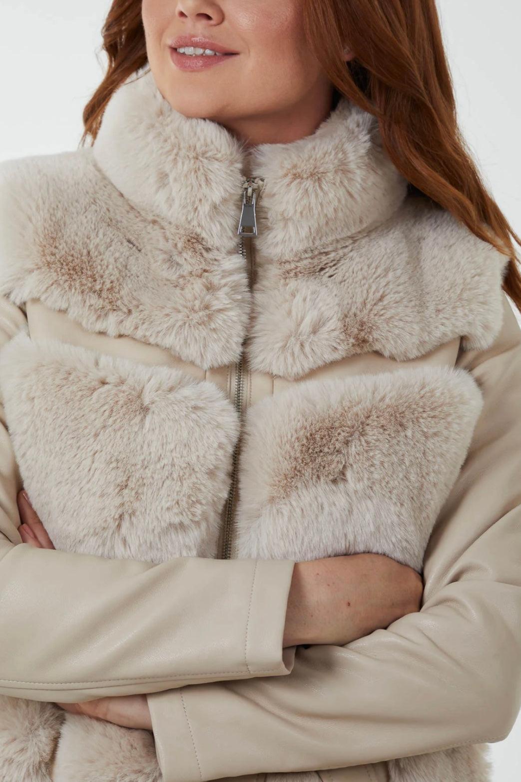 SELENE COAT Product Image