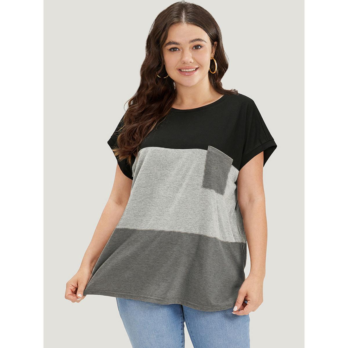 Plus Size Colorblock Contrast Patched Pocket Batwing Sleeve T-shirt Gray Women Casual Contrast Colorblock Round Neck Dailywear T-shirts BloomChic 12/L Product Image