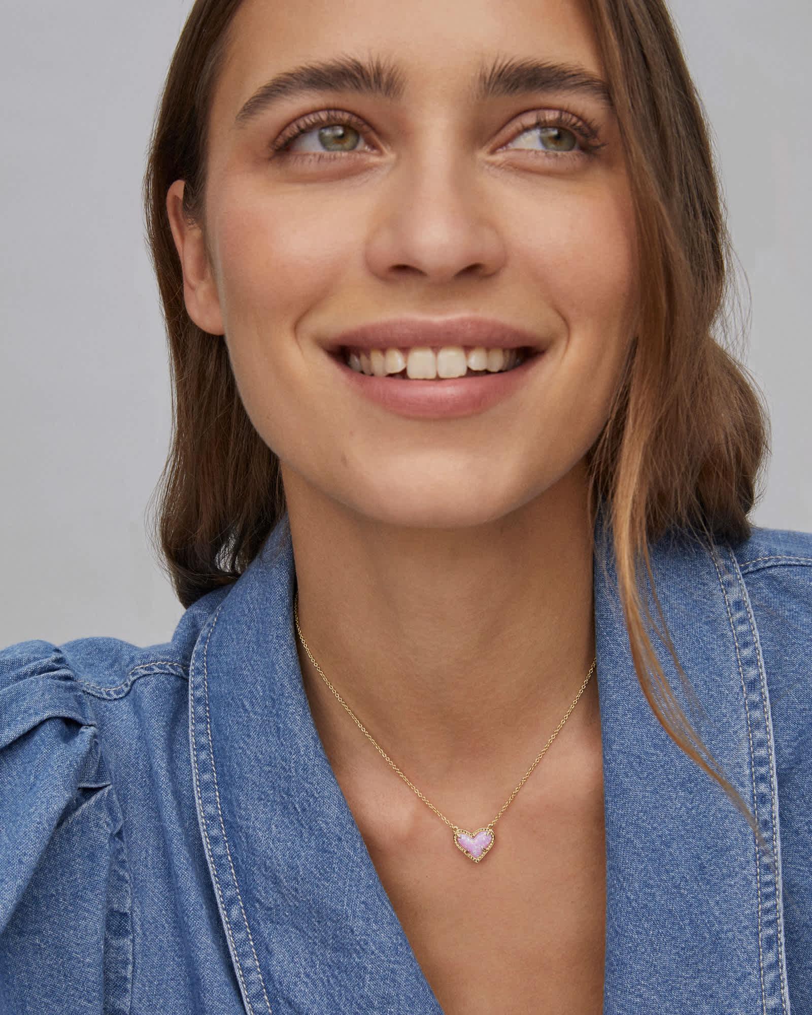 Kendra Scott Ari Heart Short Pendant Necklace, 15 Product Image