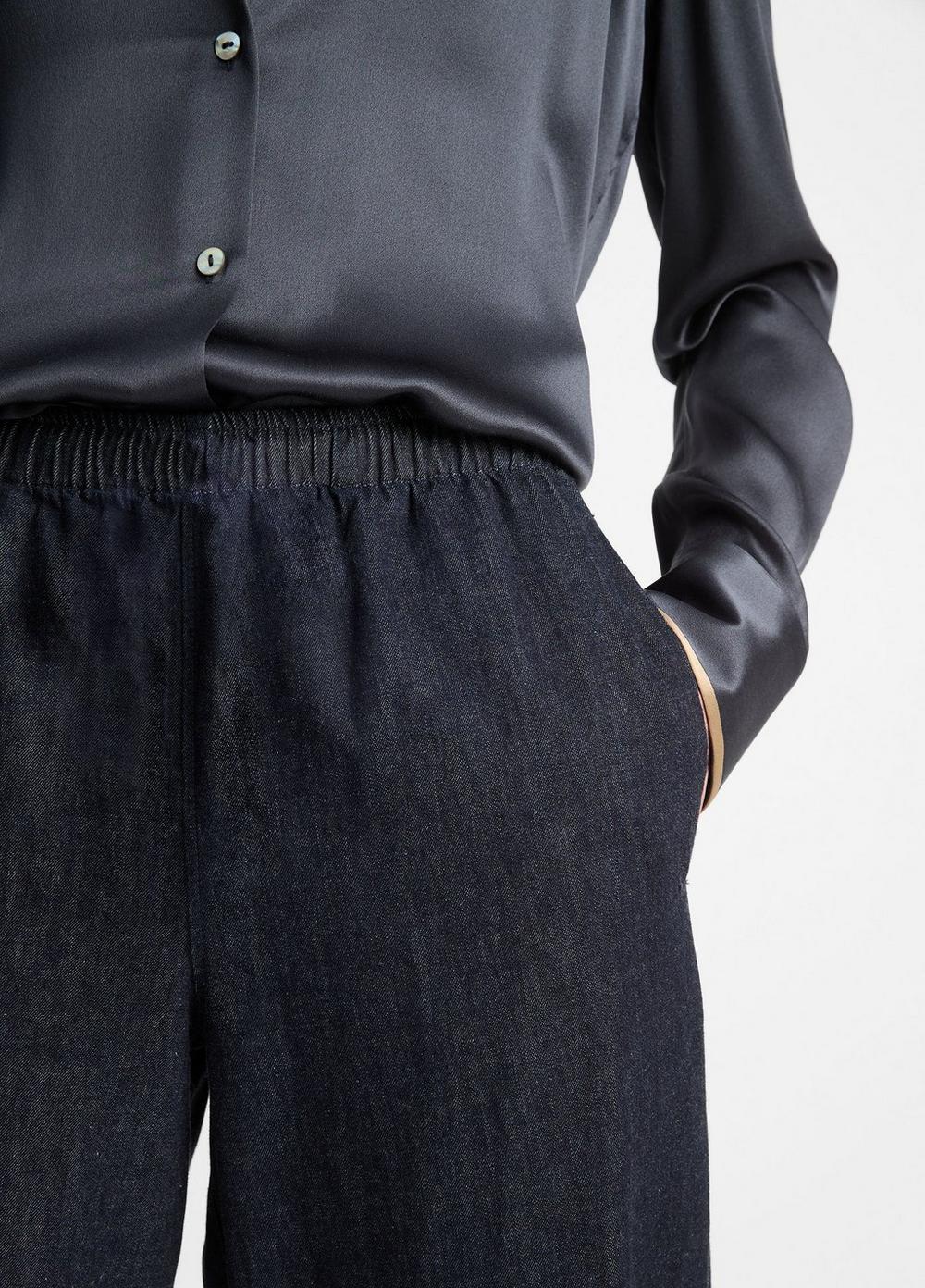 Womens Cotton Mid-Rise Wide-Leg Pant, Washed Indigo, Size L Vince Product Image