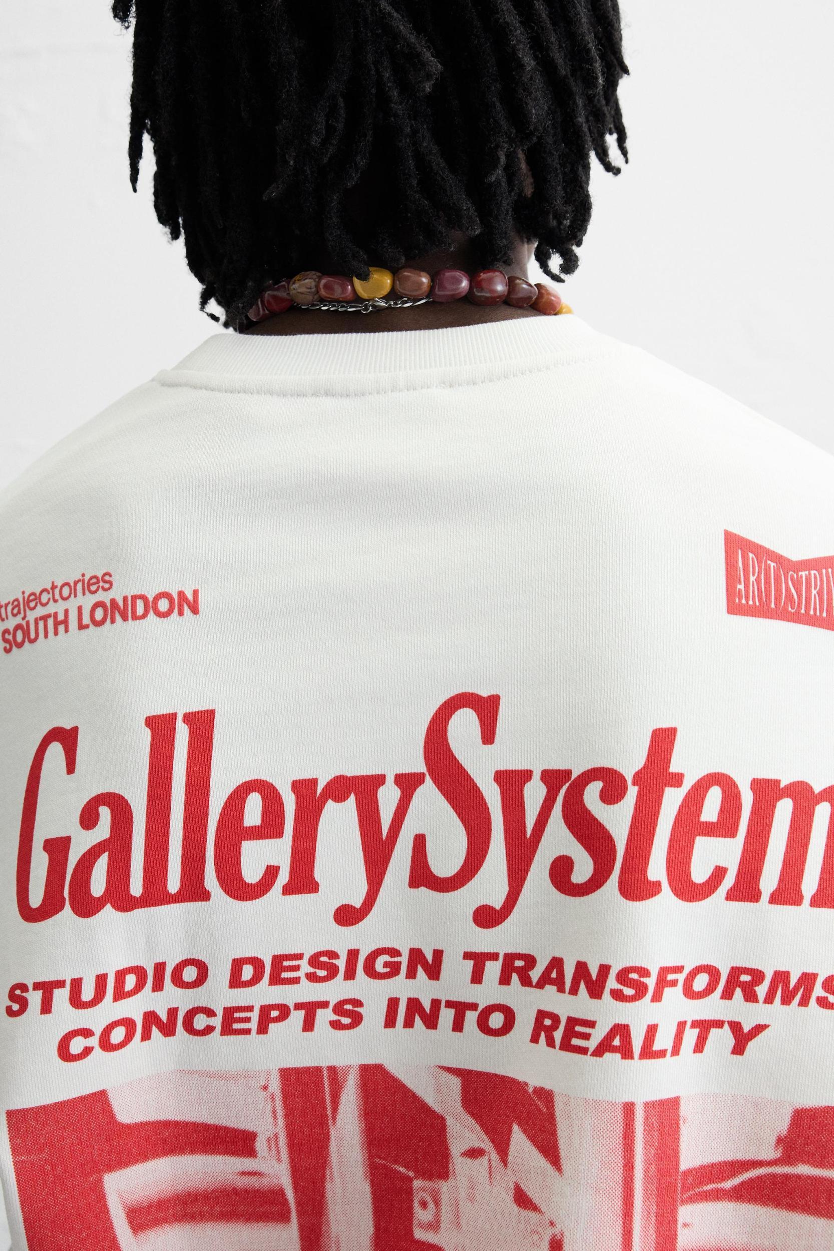 CONTRAST PRINT SWEATSHIRT Product Image