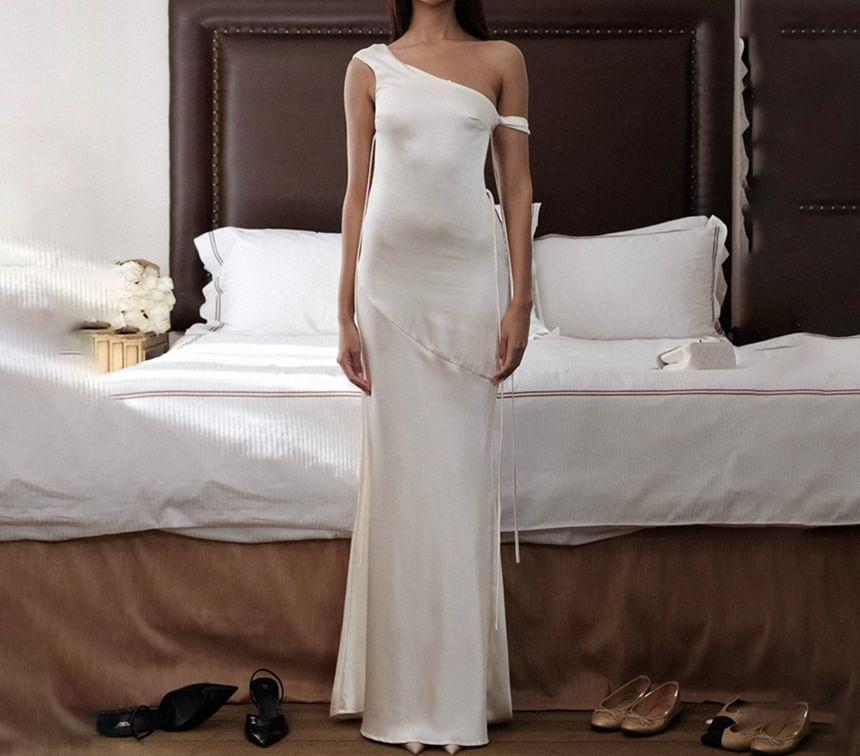 Open Back Plain Maxi Mermaid Dress Product Image