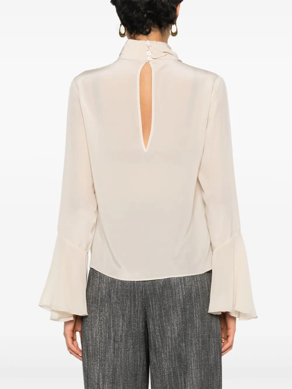 silk blouse Product Image