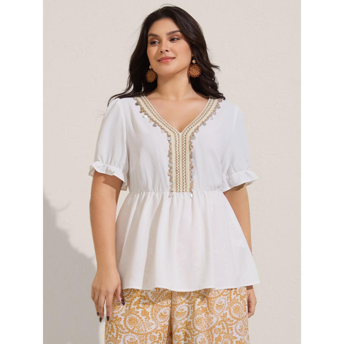 Plus Size Originalwhite Contrast Webbing Shell Detail Blouse Women Short sleeve V-neck Vacation Blouses BloomChic 22-24/3X Product Image
