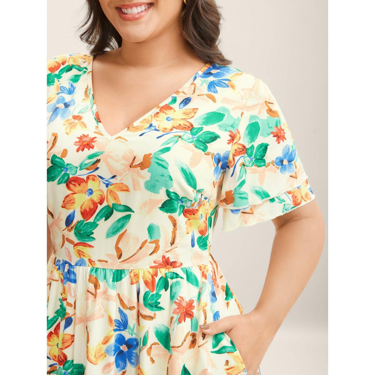 Plus Size Sunkissed Florals Pockets Midi Dress Apricot Women V-neck Short sleeve Curvy BloomChic 26/4X Product Image