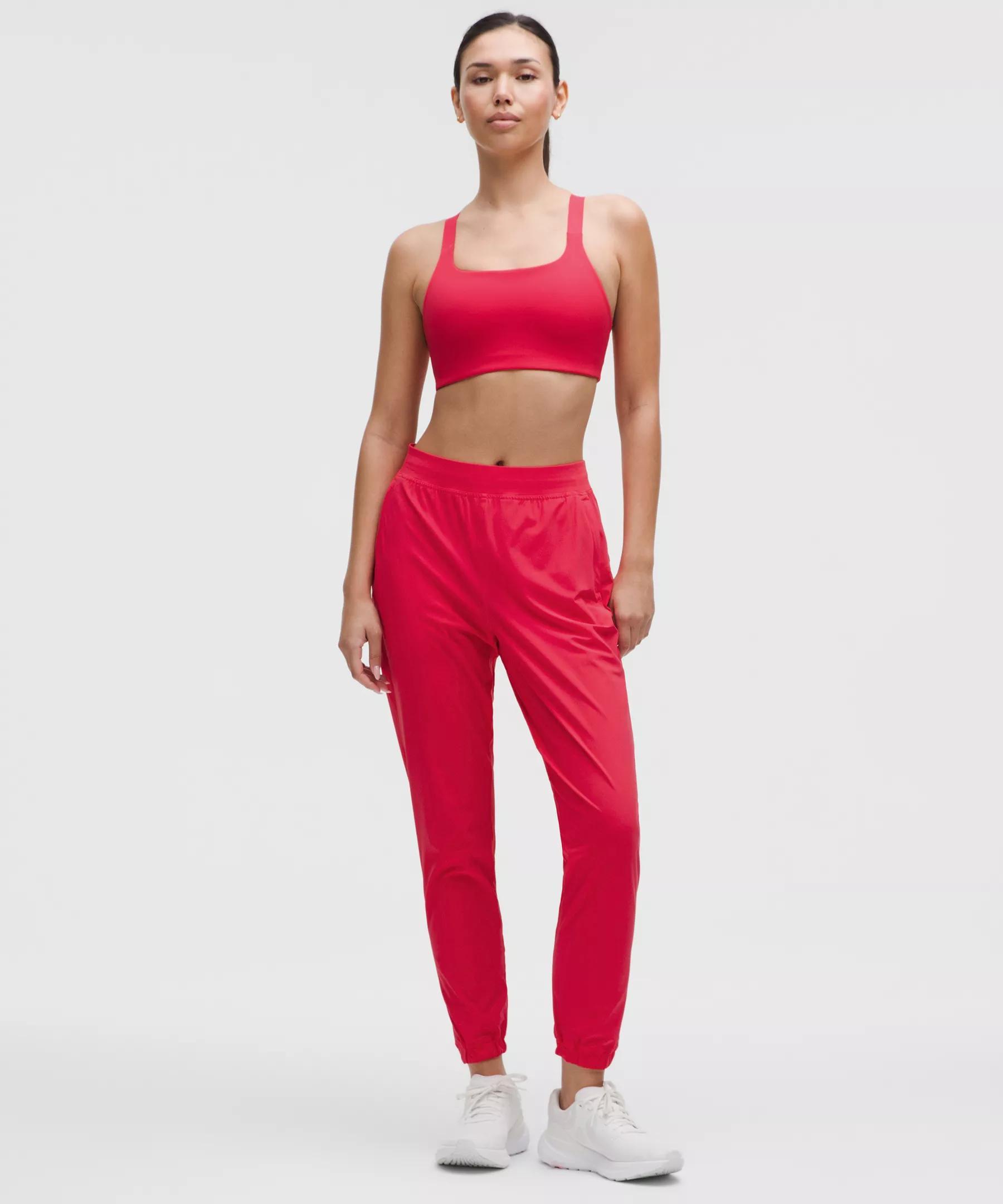 Ultralu Square-Neck Workout Bra *Medium Support, B/C Cup Product Image