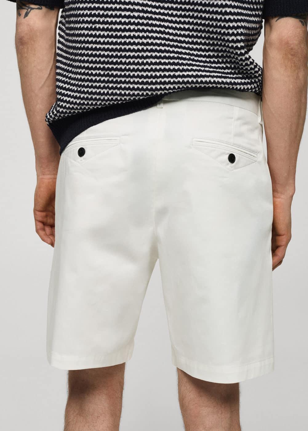 Slim fit cotton Bermuda shorts - Men | MANGO USA Product Image
