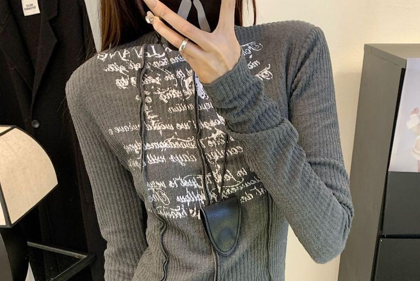 Long-Sleeve Mock Neck Lettering Asymmetrical Ribbed Tee Product Image