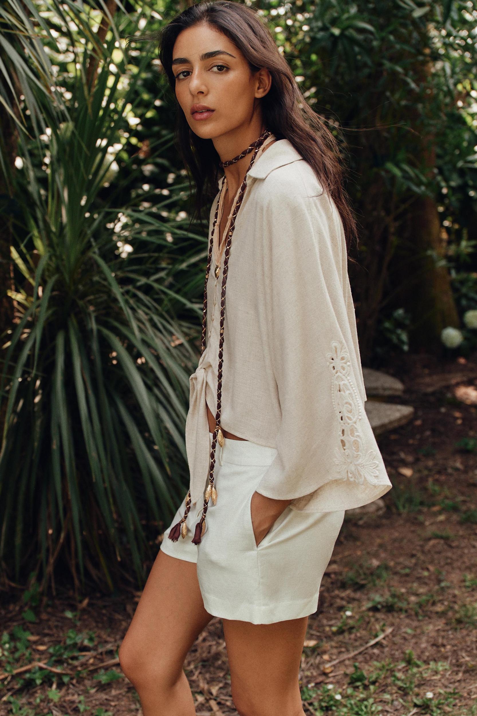 COMBINED CROCHET KNOT SHIRT Product Image