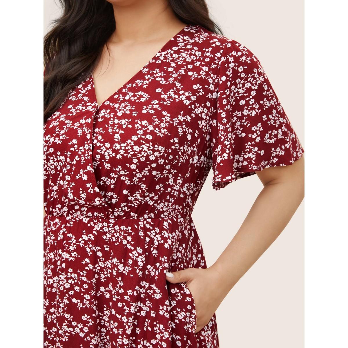 Ditsy Floral Printed Vintage Plus Size Women Vacation Long Dress Ruffle Sleeve Half Sleeve V Neck Pocket Elegance Dresses BloomChic Product Image