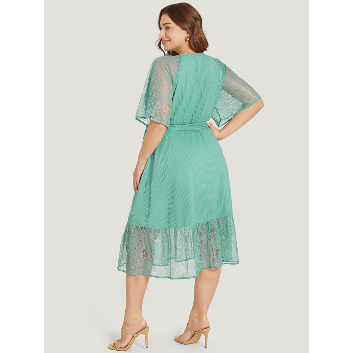 Plus Size Plain Pocket Lace Raglan Sleeve Ruffle Belted Plisse Dress Mint Women Office Plain V-neck Short sleeve Curvy Midi Dress BloomChic 18-20/2X Product Image