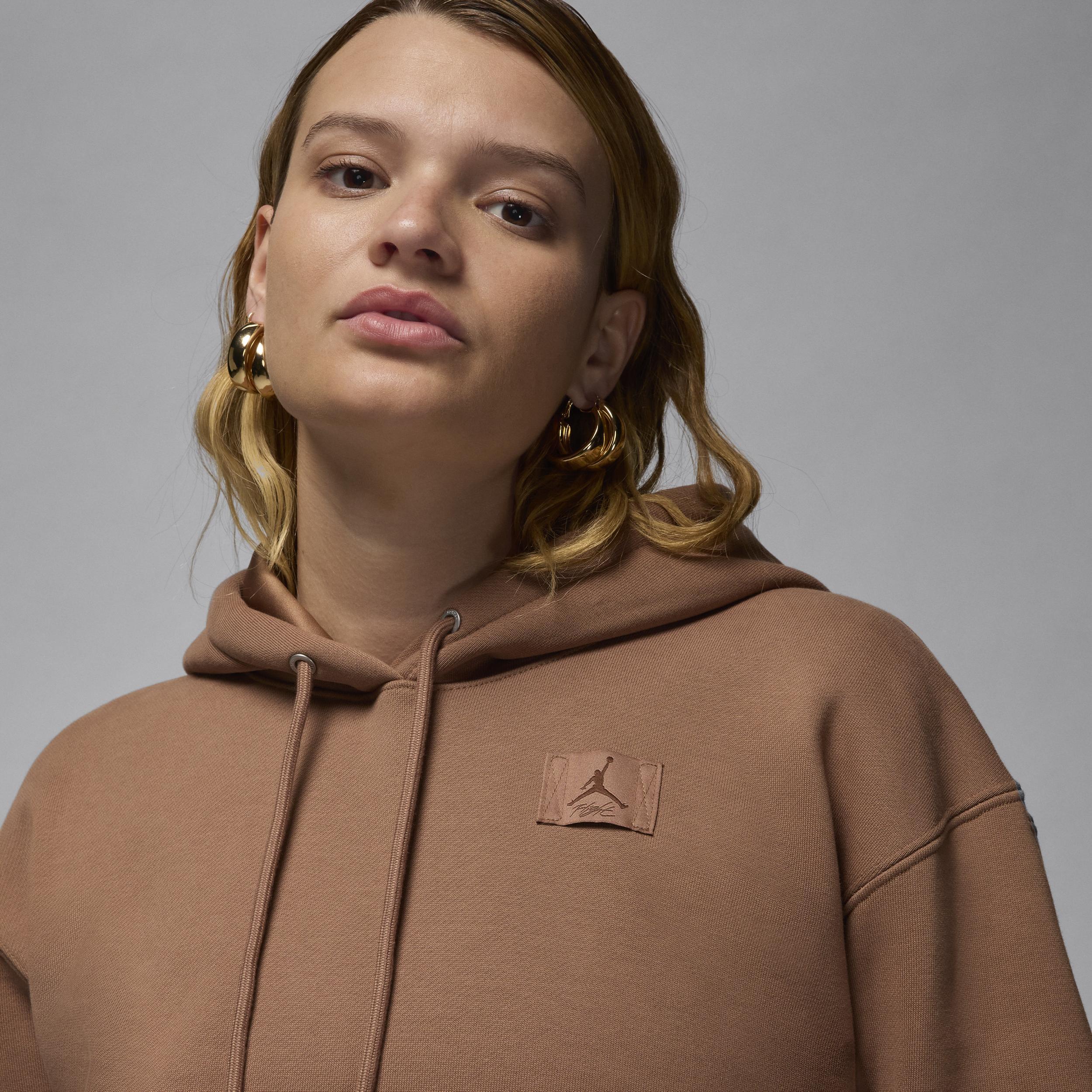 Jordan Flight Fleece Women's Satin-Lined Pullover Hoodie Product Image