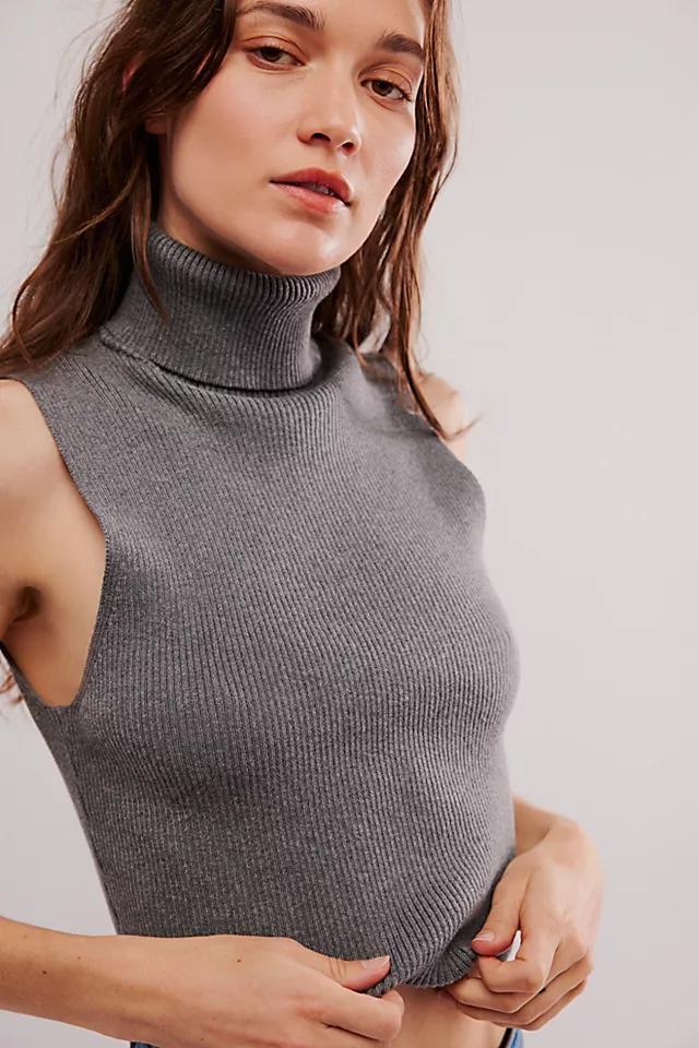 Sleeveless Rib Turtleneck Product Image