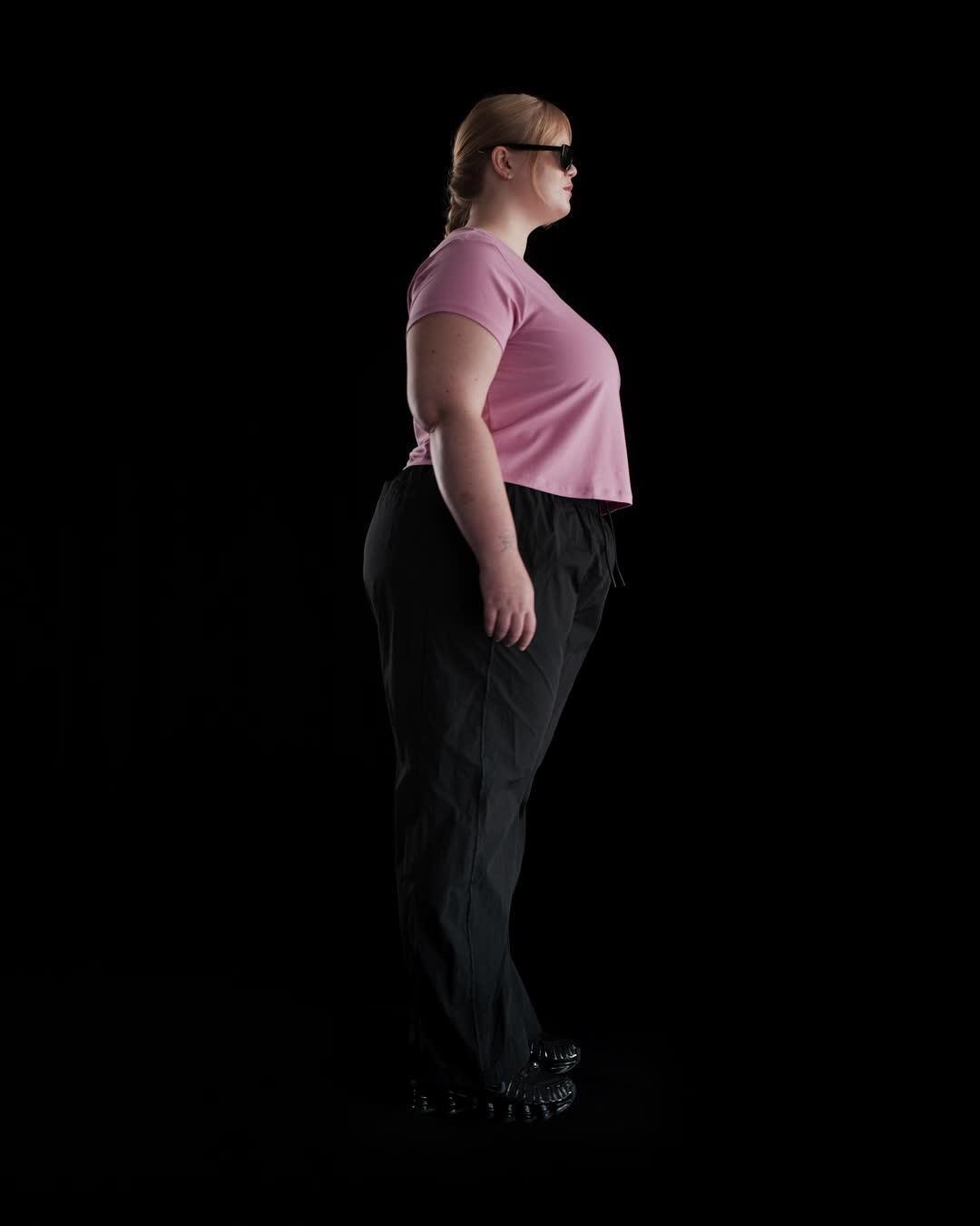 Nike Sportswear Chill Knit Women's Cropped T-Shirt (Plus Size) Product Image