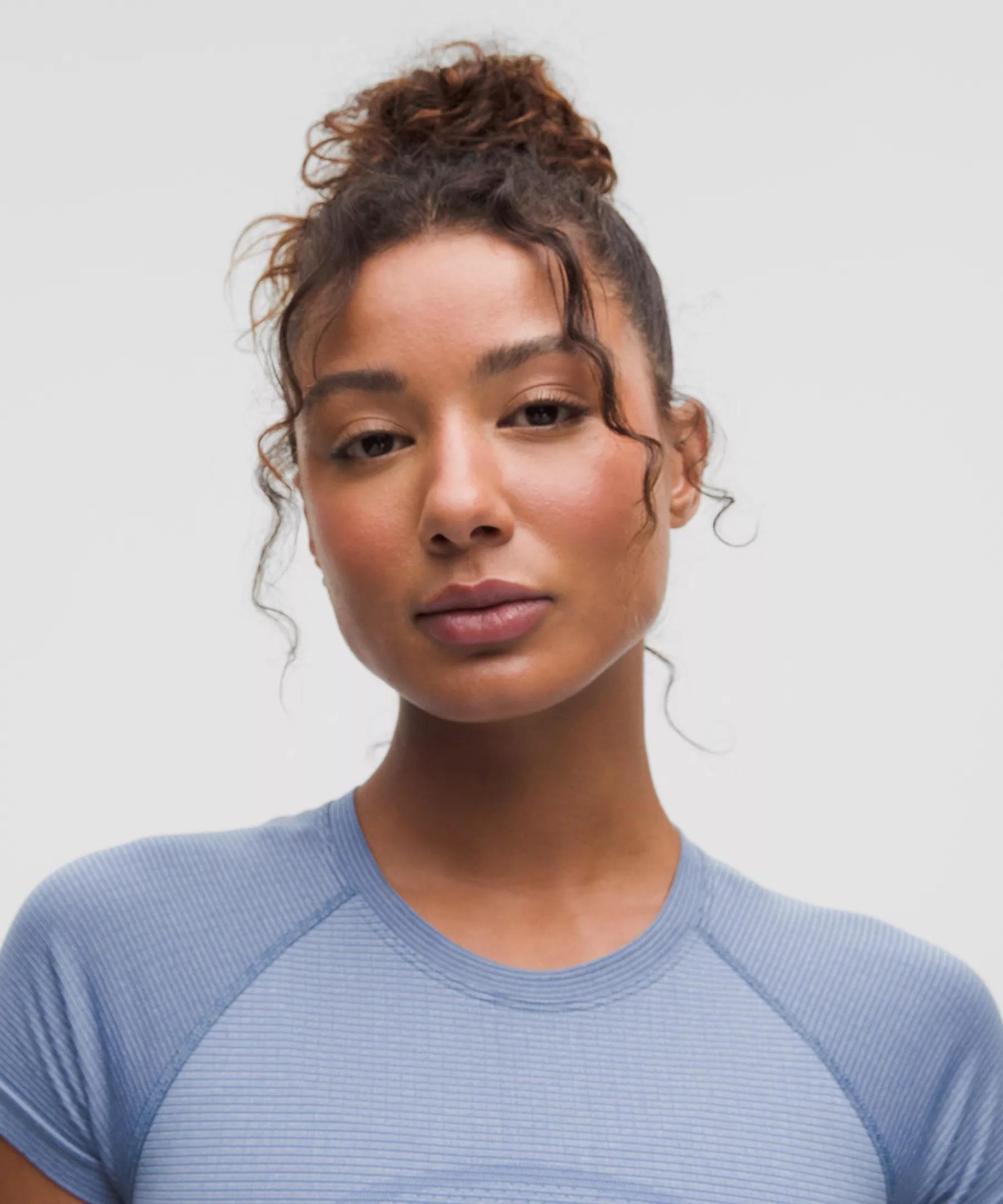 Swiftly Tech Cropped Short-Sleeve Shirt 2.0 Product Image